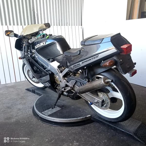 1989 Susuki Rgv RGV250