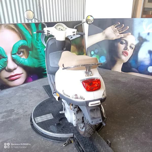 2011 Vespa Lx 50